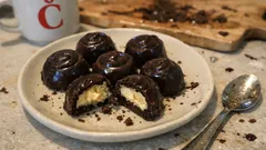 Vanilkové pralinky z hořké čokolády: hotové za chvíli a bez pečení