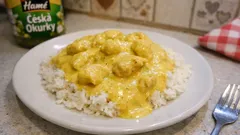 Rychlé kuře na kari s krémovou sýrovou omáčkou – ideální s rýží