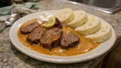 Svíčková na smetaně krok za krokem: krémová omáčka a maso krásně měkké