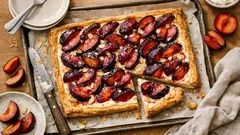 Nejlepší švestkový koláč s vanilkovým krémem