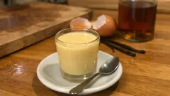 Vánoční vaječný likér (advokát) – krémový a hustý, bez sražení