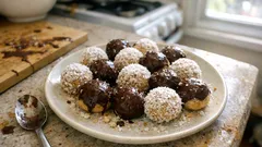 Nepečené rumové kuličky se sušenkami – rychlé vánoční cukroví bez trouby