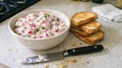 Ředkvičková pomazánka s čerstvým sýrem: křupavá, jemná a hotová za pár minut