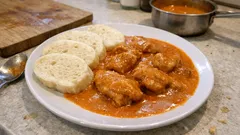 Kuře na paprice jako od maminky: jemná smetanová omáčka krok za krokem