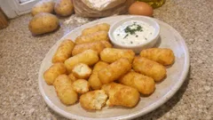 Smažené bramborové válečky: křupavá příloha z pár surovin, co vždycky vyjde