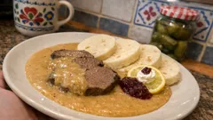 Poctivá svíčková na smetaně: krok za krokem k hladké omáčce