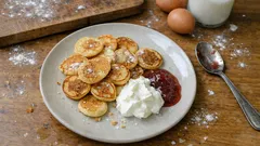 Extra rychlé nekynuté lívance: nadýchané za 15 minut (jednoduchý hrnkový recept)