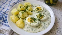 Koprová omáčka (koprovka) jako od babičky: hladká, smetanová a bez hrudek