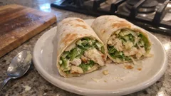 Caesar wrap s kuřetem: rychlý oběd do ruky, který chutná jako z bistra