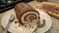 Nadýchaná vánoční roláda s čokoládovým krémem: piškot hotový za pár minut