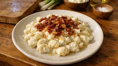 Brynzové halušky se špekem: poctivý recept, který zasytí a vždycky vyjde