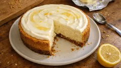 Pečený cheesecake se sušenkovým základem: jemný krém, který krásně drží tvar