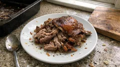 Kachna bez práce: pomalu pečená v uzavřeném pekáči, křehká a šťavnatá