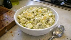 Vajíčkový salát podle ČSN: drží tvar, neřídne a je skvělý na chlebíčky