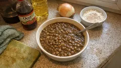 Čočka na kyselo po česku: jednoduchý recept s cibulovou jíškou