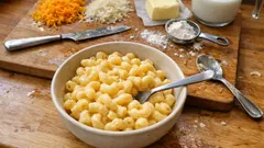 Mac & Cheese s cheddarem a Grana Padano: krémová sýrová omáčka krok za krokem