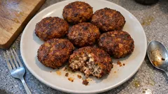 Karbanátky z horkovzdušné fritézy: šťavnaté uvnitř, křupavé bez smažení