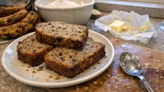 Vláčný banánový chlebíček s muškátovým oříškem – skvělý z přezrálých banánů