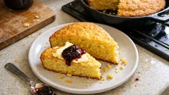 Kynutý kukuřičný vdolek z pánve: nadýchaný i bez trouby