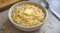Jáhlová kaše se žlutým hrachem: poctivý teplý oběd z pár surovin