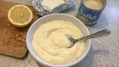 Rychlý tvarohový krém se Salkem a citronem: hotový za pár minut, drží tvar