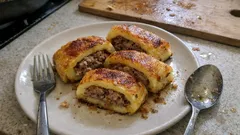 Bramborová roláda s mletým masem: křupavé plátky z pánve, co zasytí