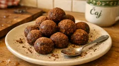 Datlové kuličky bez pečení: rychlá sladkost z pár surovin