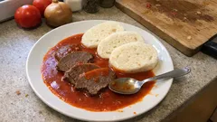 Poctivá rajská omáčka s vařeným hovězím – vyvážená chuť a omáčka, co drží